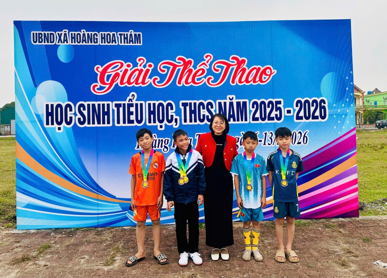 <a href='https://tieuhocthcshungdao.hungyen.edu.vn/tin-tuc/giai-the-thao-danh-cho-hoc-sinh-tieu-hoc-trung-hoc-co-so-xa-hoang-hoa-tham.html'>Giải thể thao dành cho học sinh Tiểu học, Trung học cơ sở xã Hoàng Hoa Thám</a>